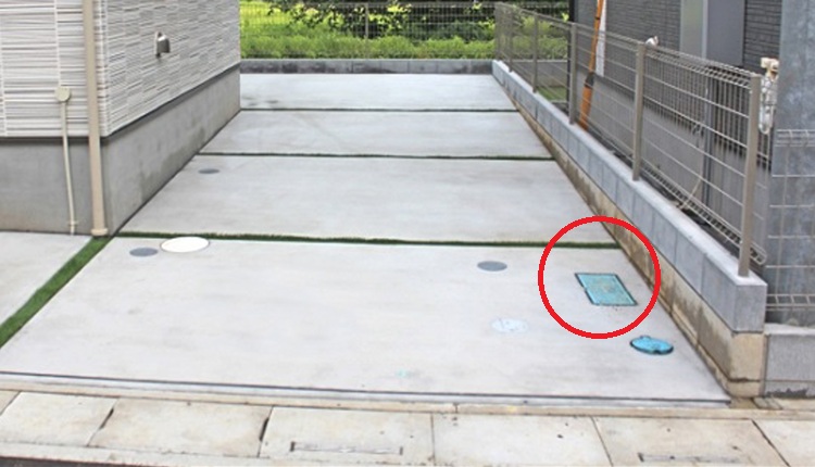 駐車場に量水器があるパターンの画像